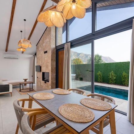 Rota Kilidonia Karaoez Suites&Villas Exteriör bild