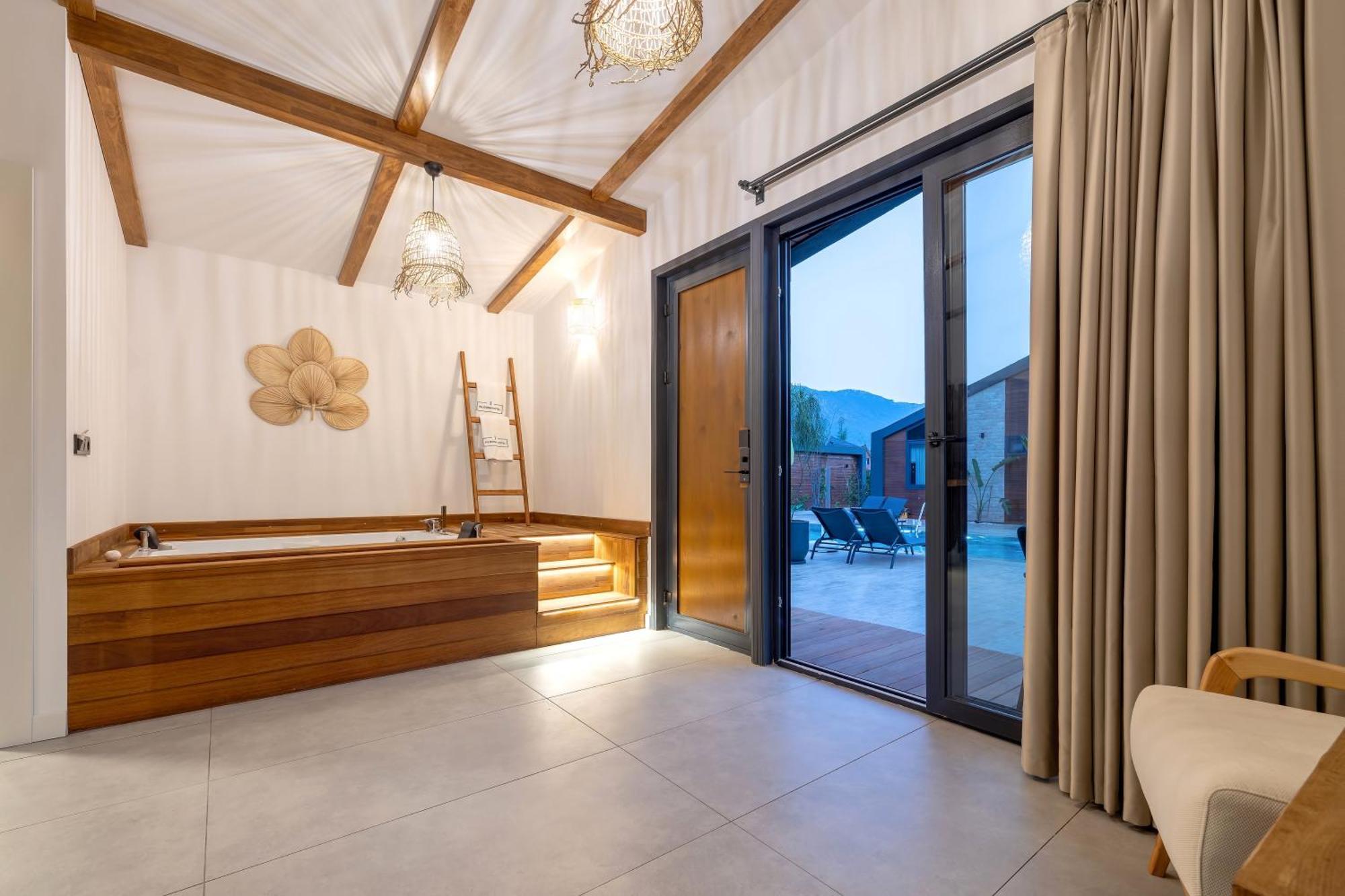 Rota Kilidonia Karaoez Suites&Villas Exteriör bild